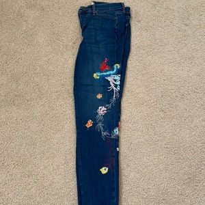 Free People embroidered skinny jeans size 29